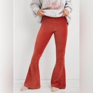 Aerie Courd Flares